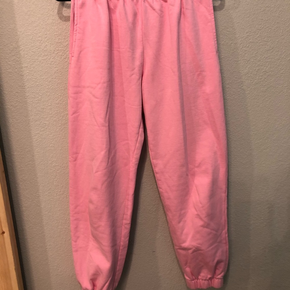 rosa sweatpants